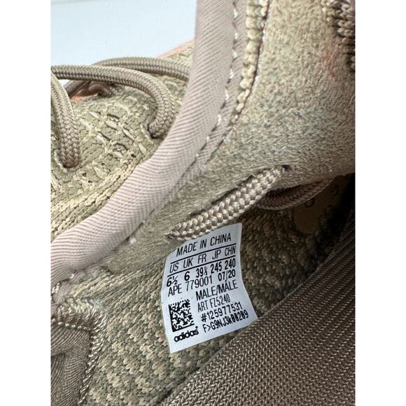Adidas Yeezy Boost 350 V2 Men\'s Sneakers 6.5 Sand Taupe Running Shoes FZ5240